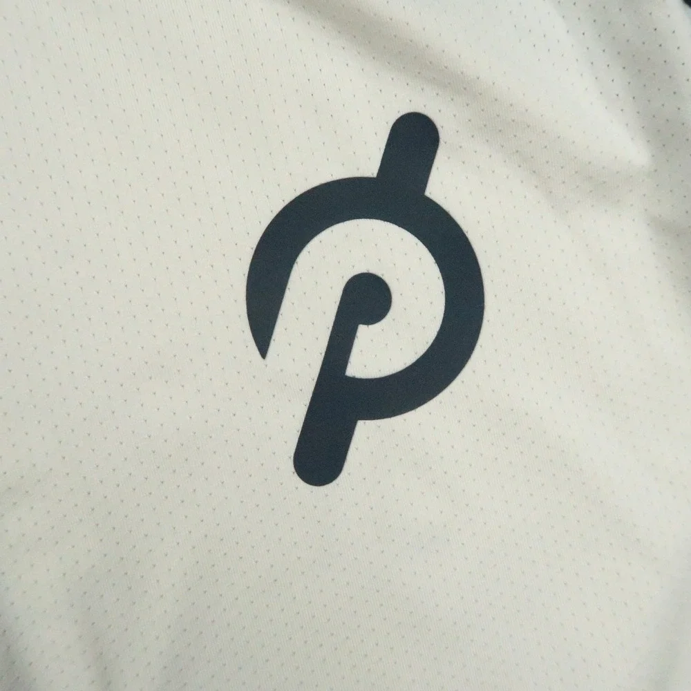 Rhone‎ Pullover Mens Medium Cream Blue Quarter Zip Peloton Performance Athletic